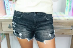 Mid Rise Patched Denim Shorts "Black"<Allie Lynn's Boutique Sale